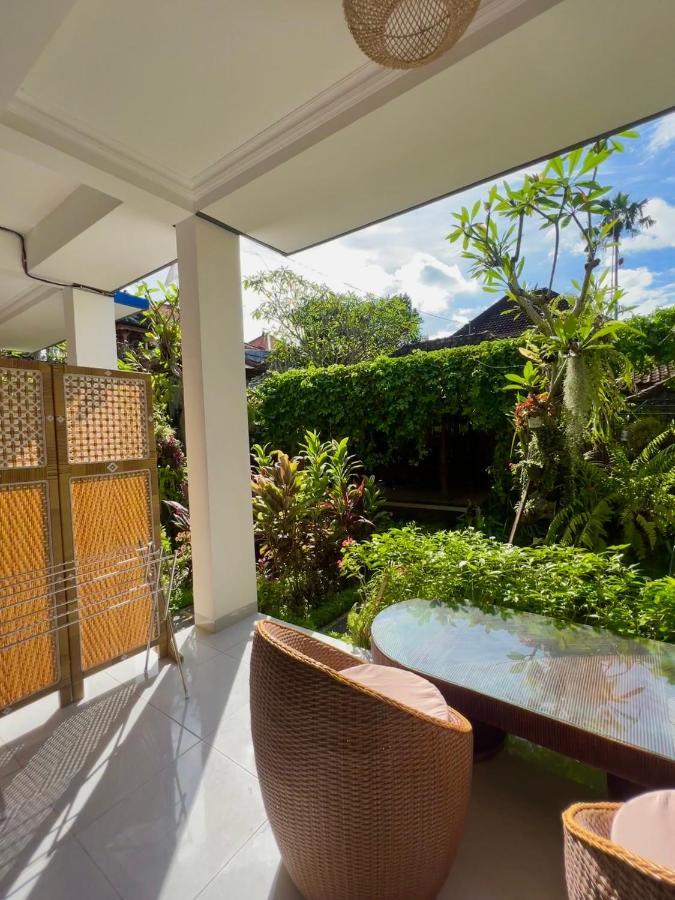 Varmana Ubud Guest House Exterior foto